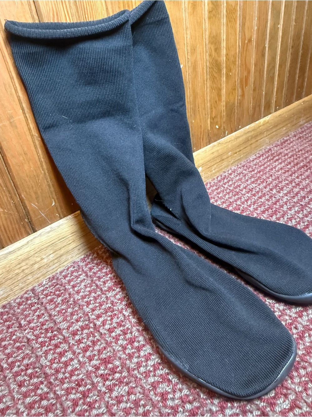 Yeezy Pods Size 1